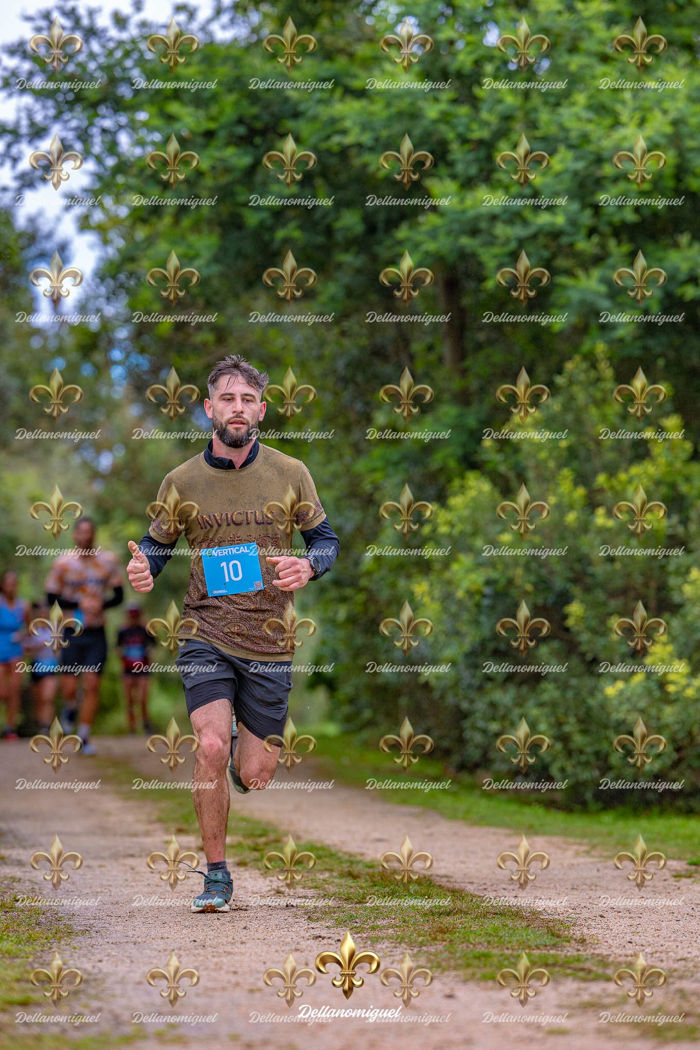 INVICTUS  PIRIAPOLIS 
