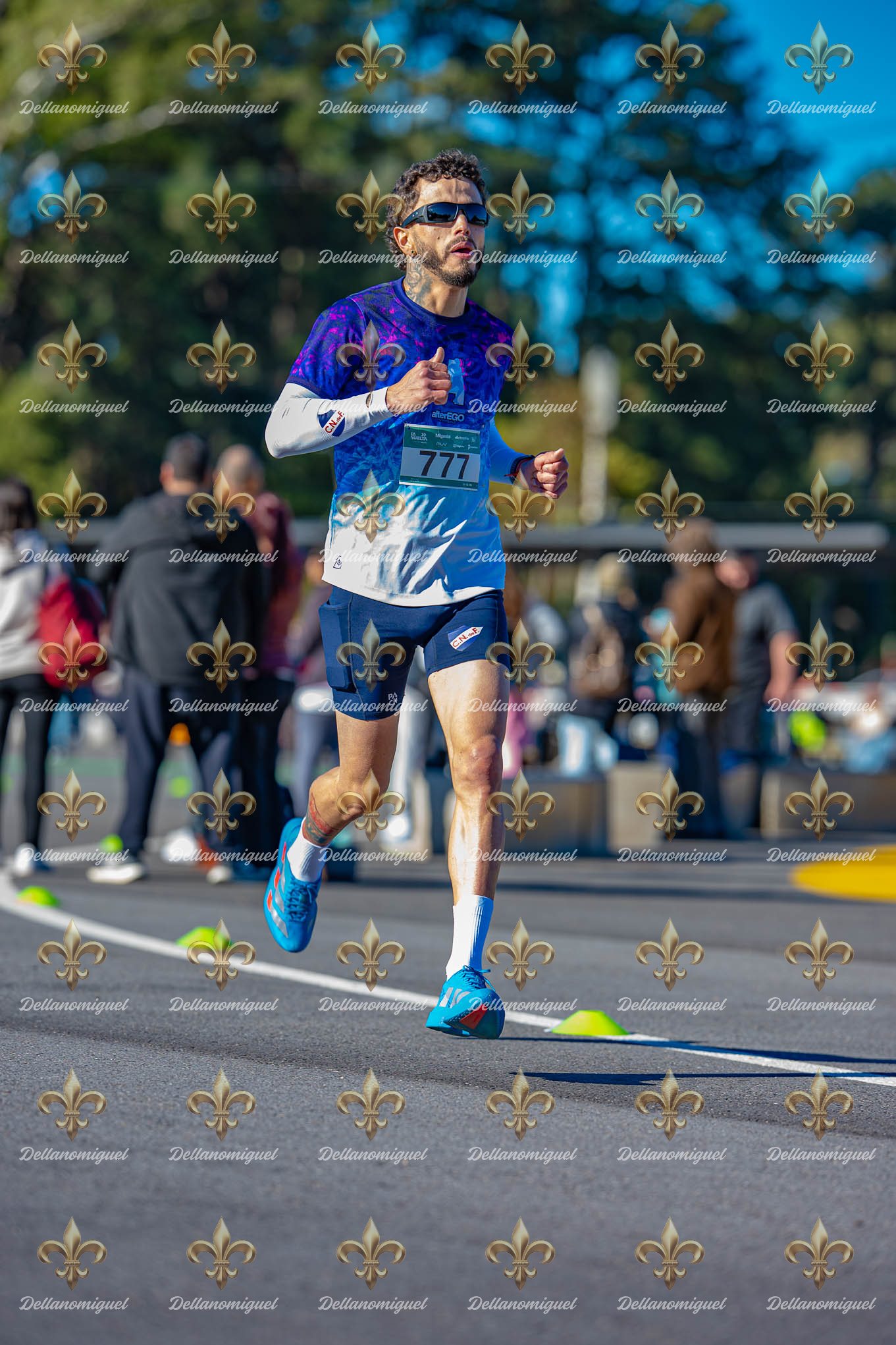 LA VUELTA RUNNING
