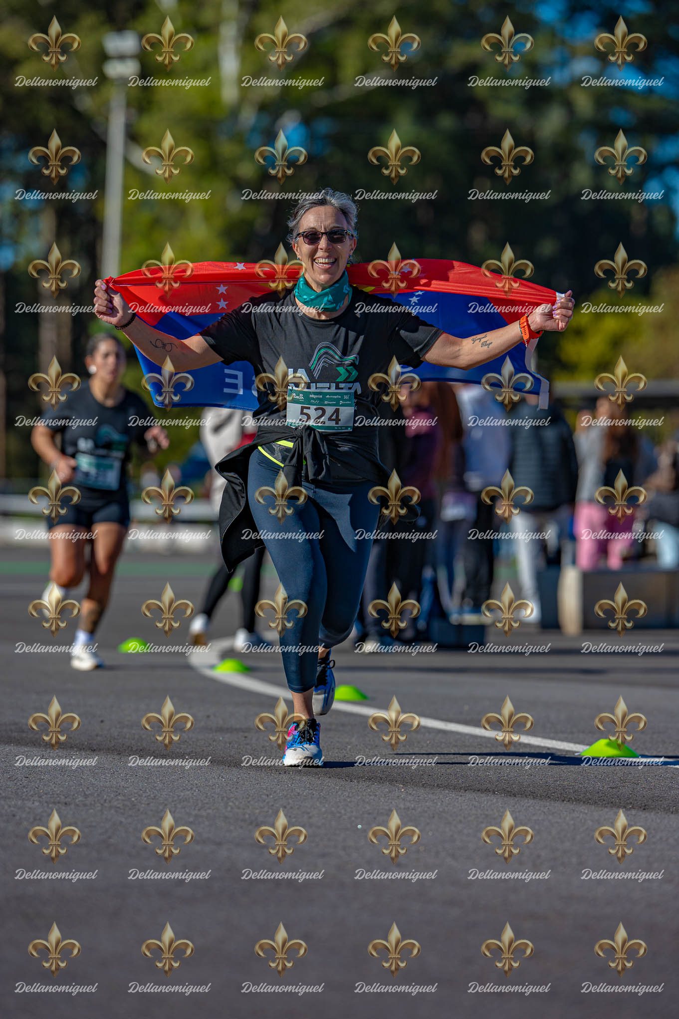 LA VUELTA RUNNING