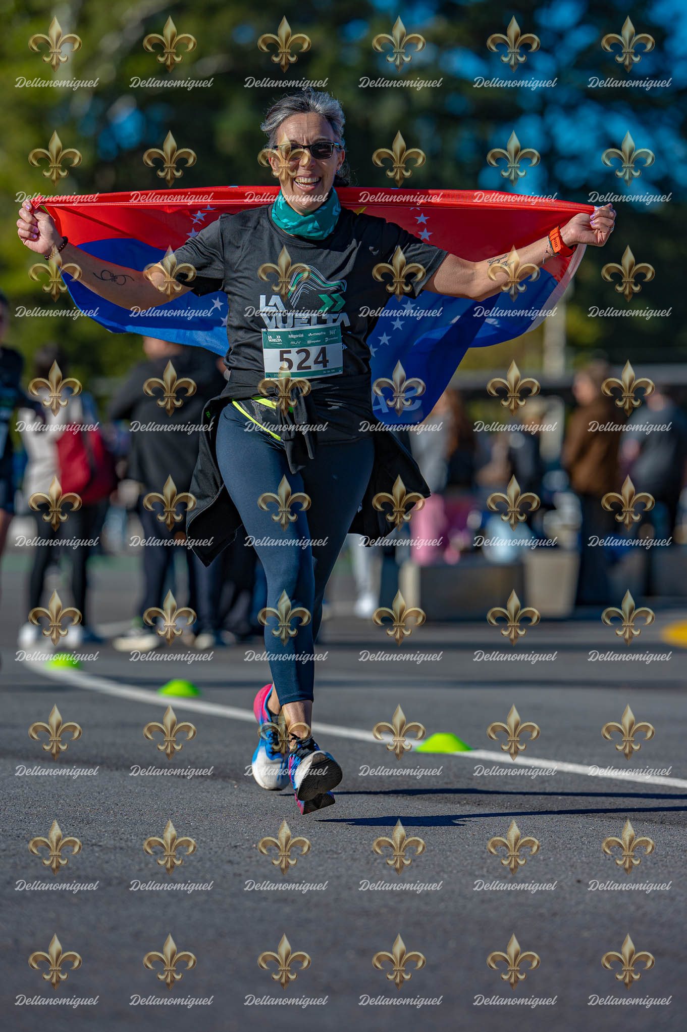 LA VUELTA RUNNING