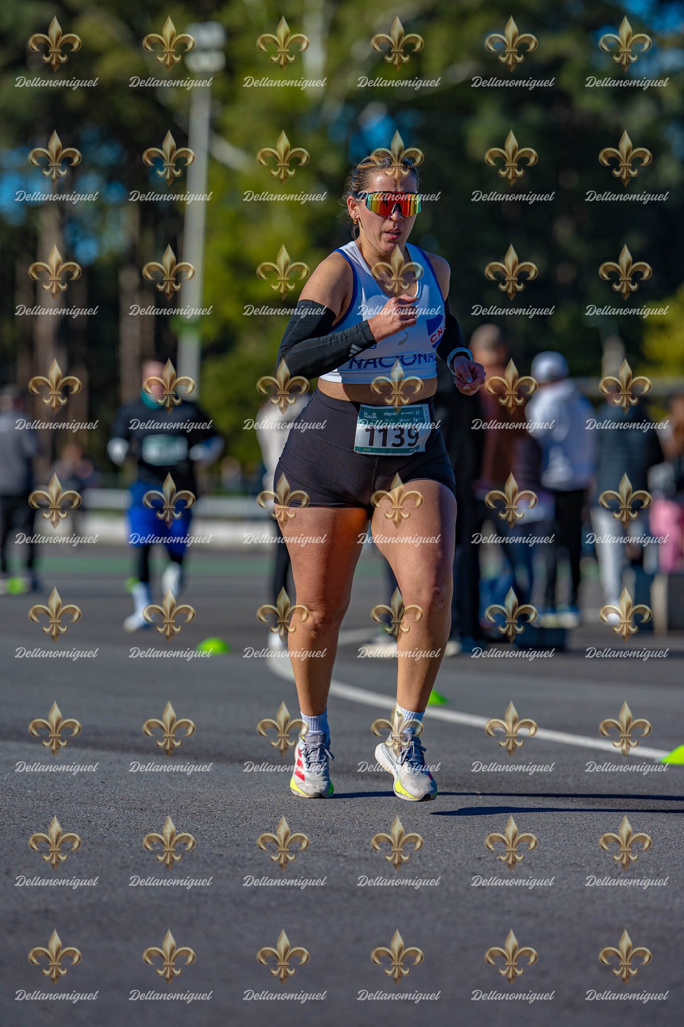 LA VUELTA RUNNING