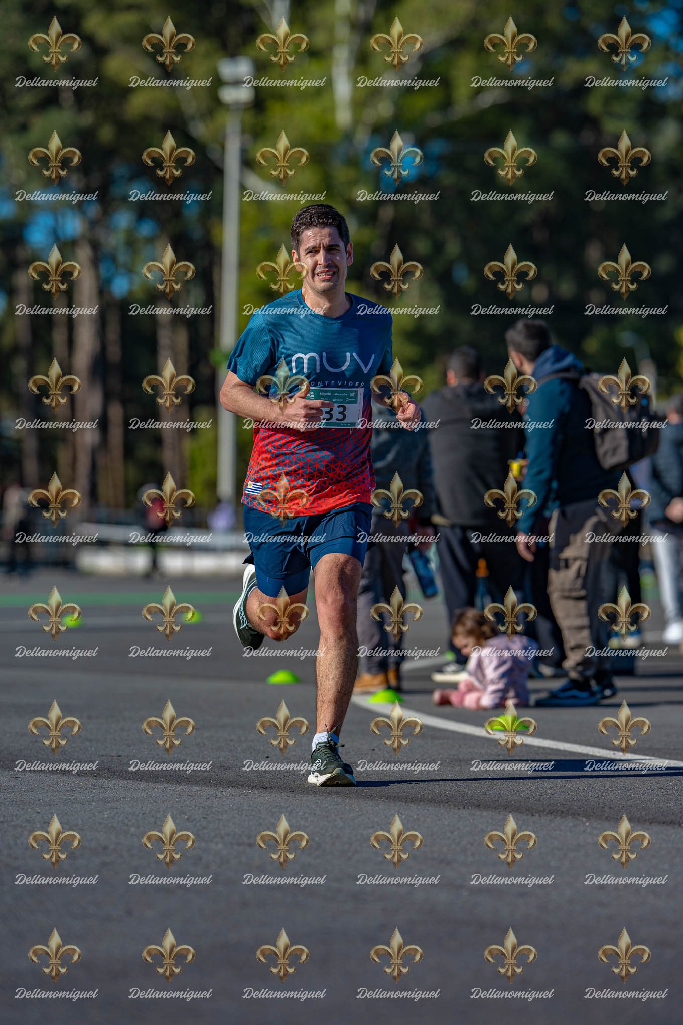 LA VUELTA RUNNING
