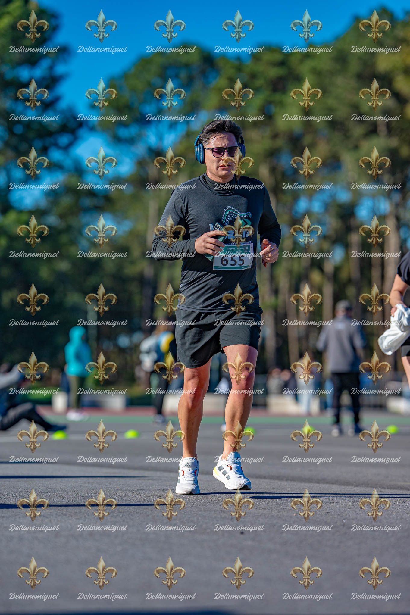 LA VUELTA RUNNING