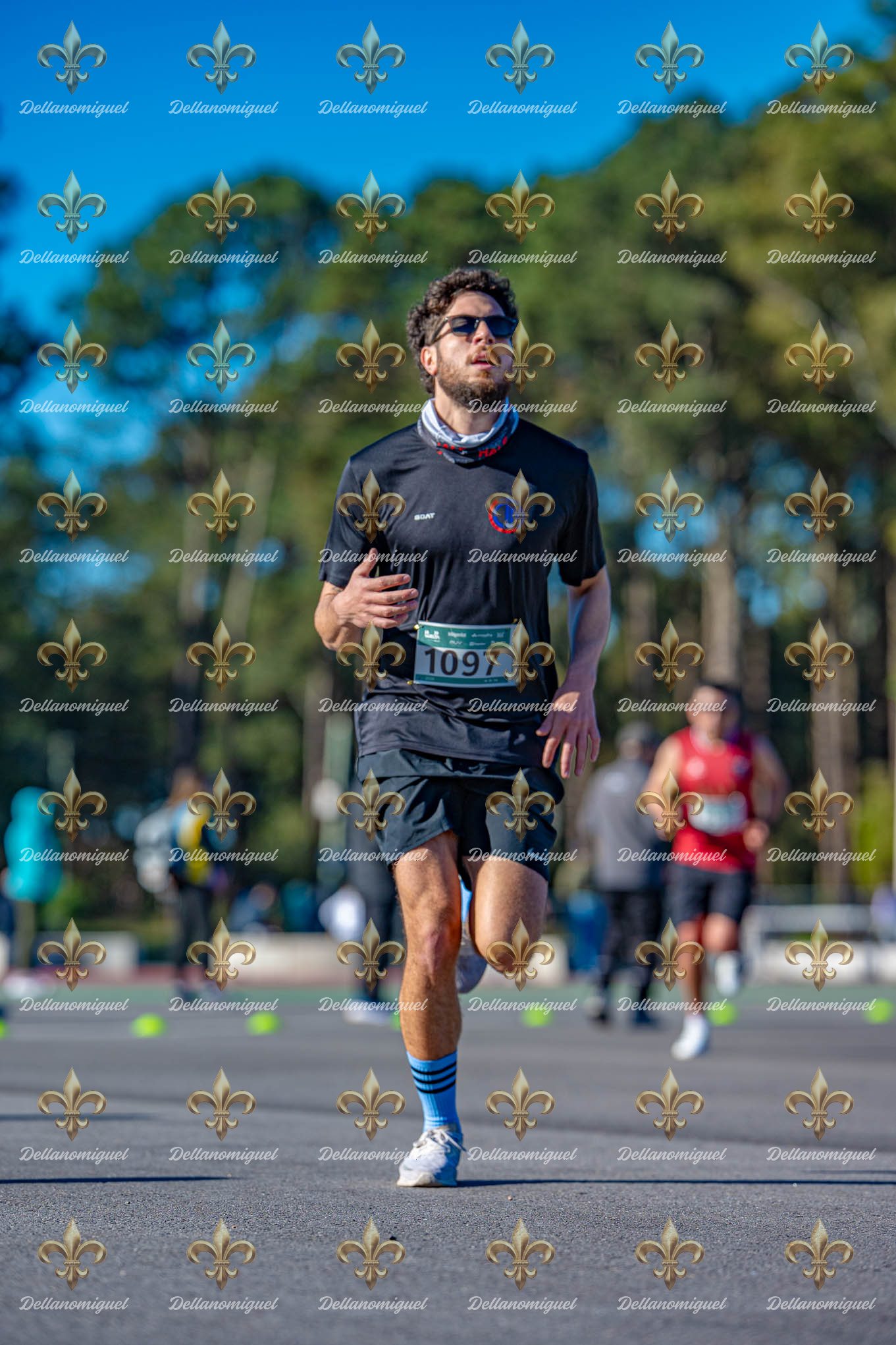 LA VUELTA RUNNING