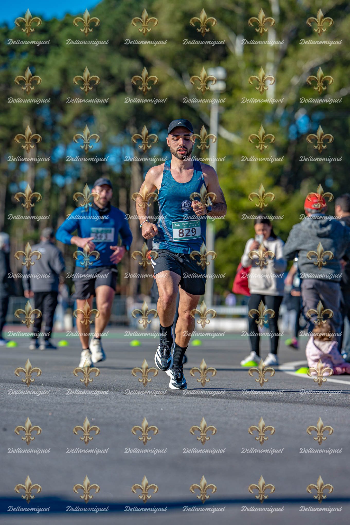 LA VUELTA RUNNING