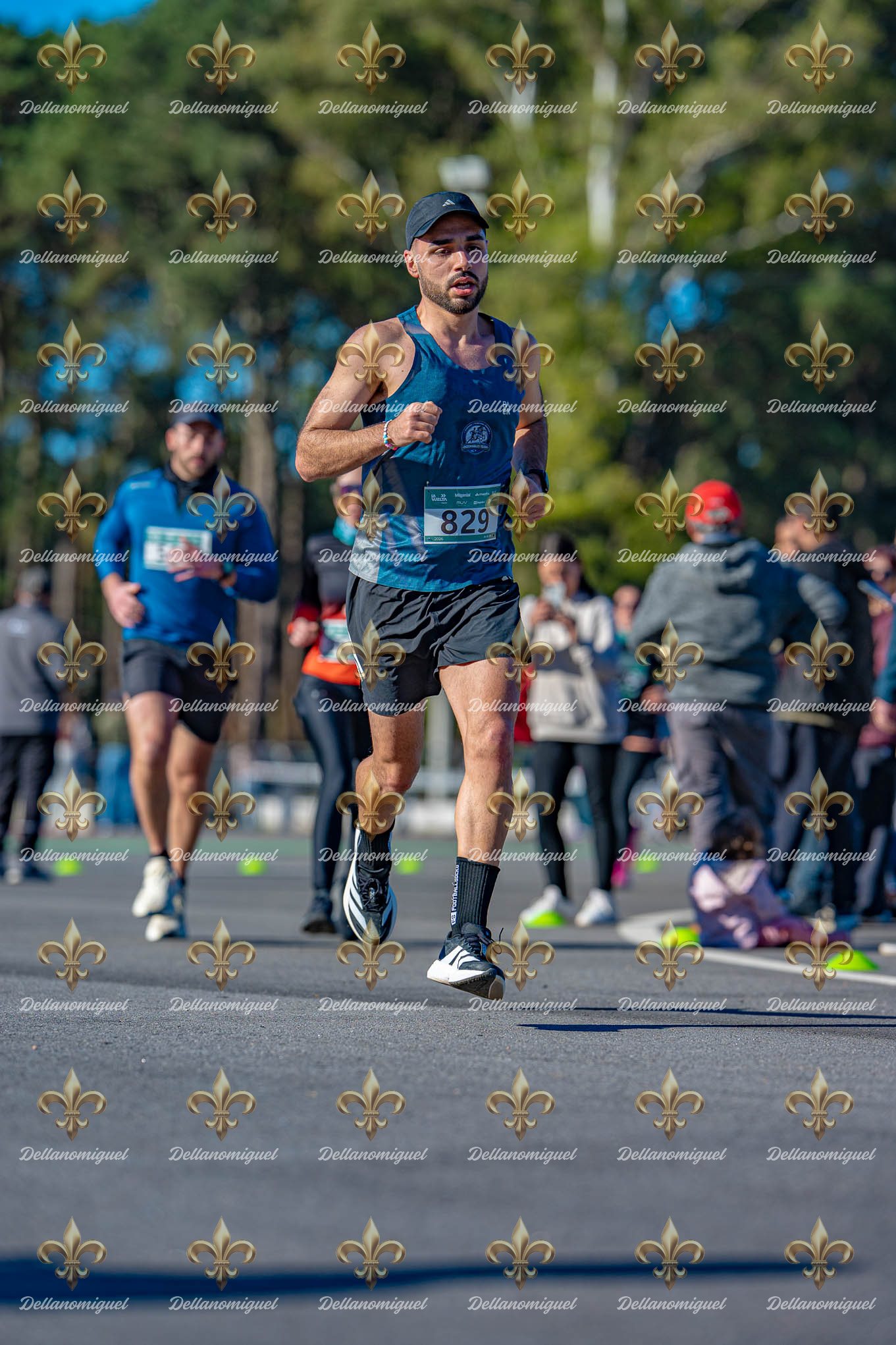 LA VUELTA RUNNING