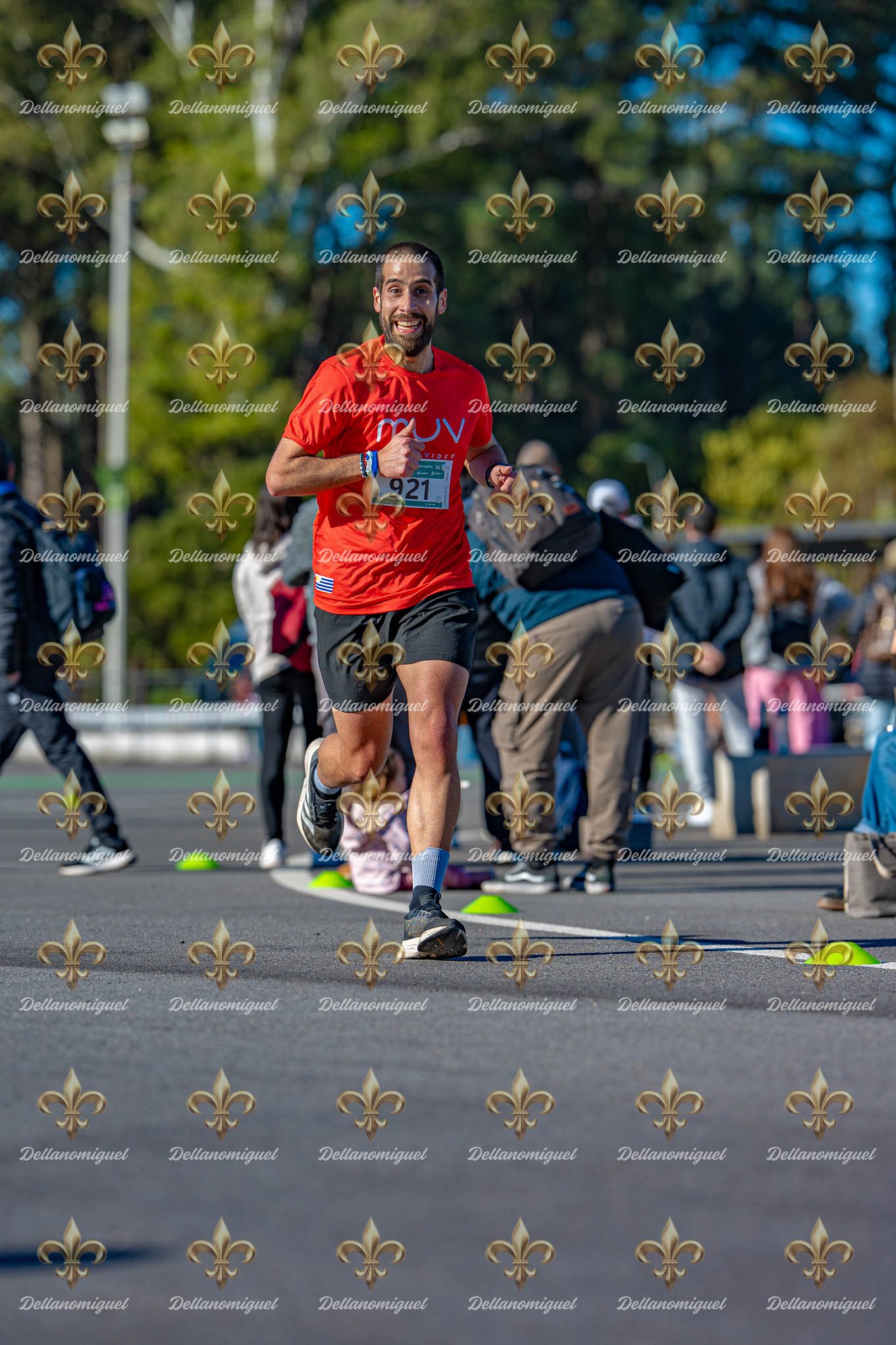 LA VUELTA RUNNING