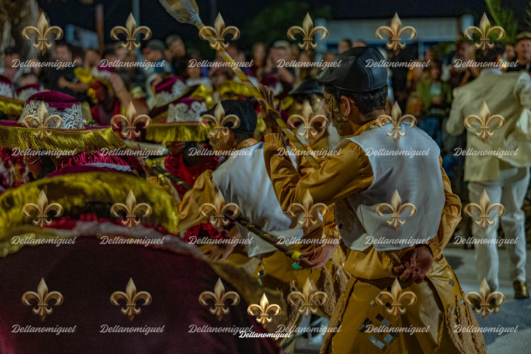 LONJAS EN  LA  COSTA